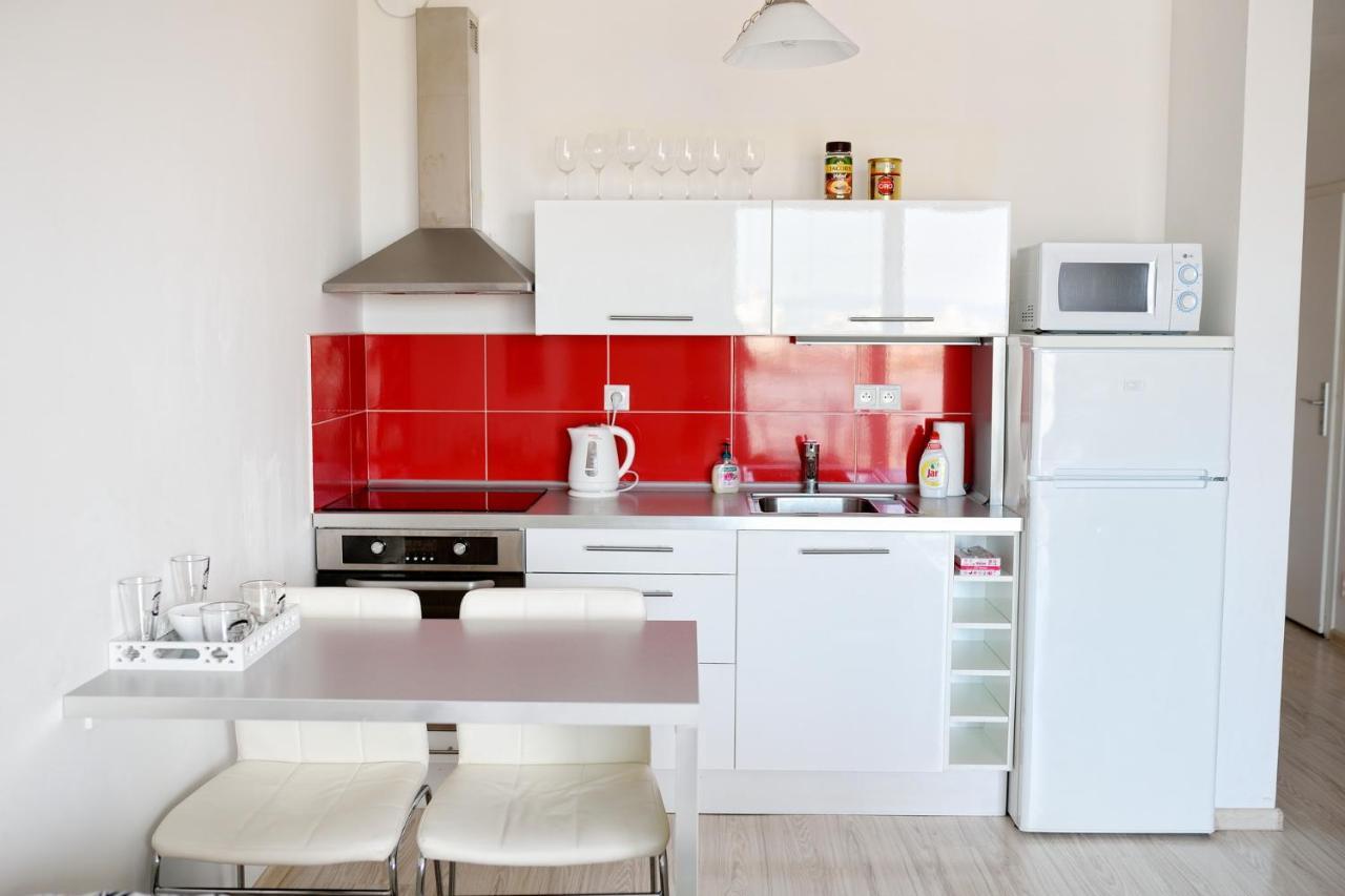 Apartman Centroom بييشتِني المظهر الخارجي الصورة