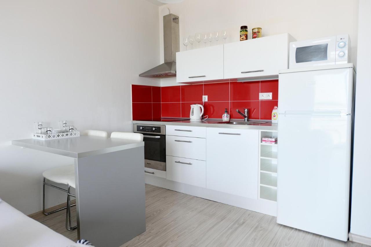 Apartman Centroom بييشتِني المظهر الخارجي الصورة
