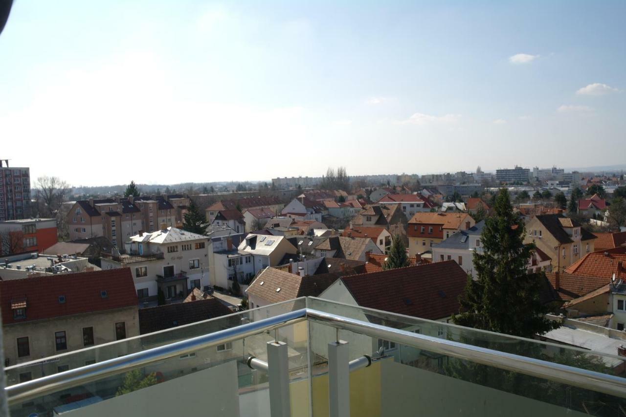 Apartman Centroom بييشتِني المظهر الخارجي الصورة